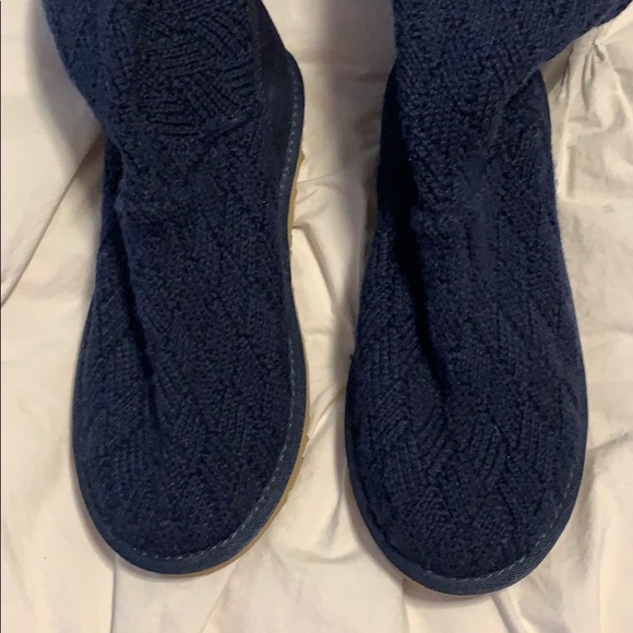 Ugg Navy Sweater Boots - Picture 6 of 8